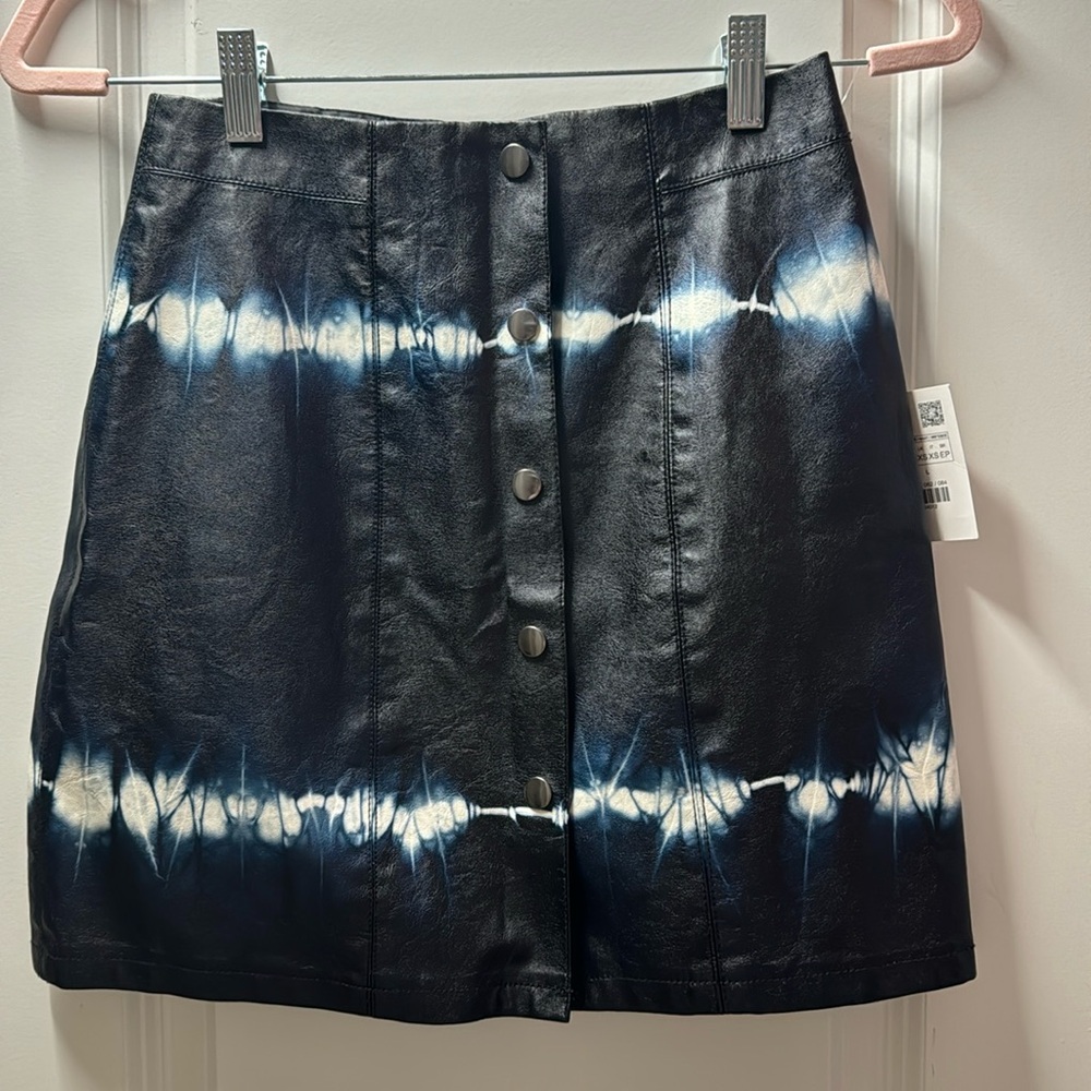zara skort